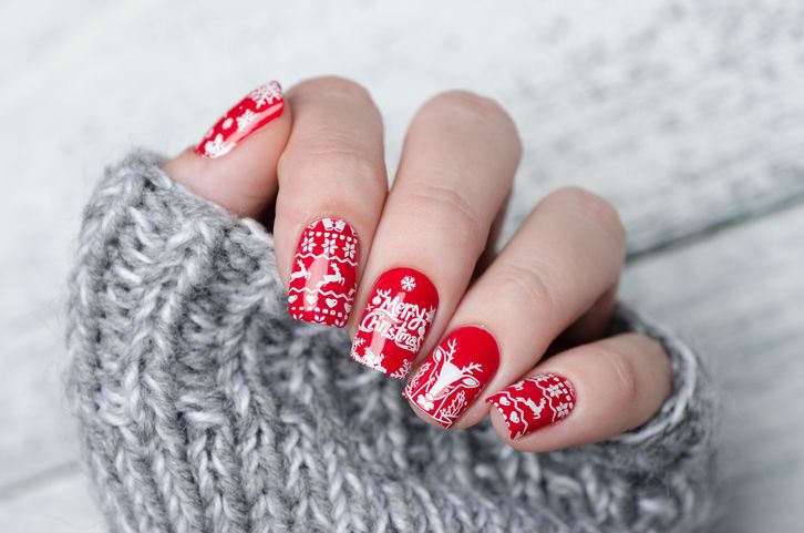 25days of Christmas 🎄 nails 💅 Day 19: red Christmas theme nail arts  @lexi_nails_spa #lexi_nails_spa #nails #nailsnyc #nailart… | Instagram